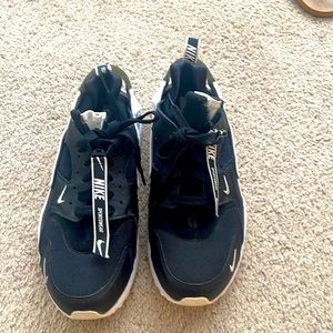 Nike Air Hurache Run